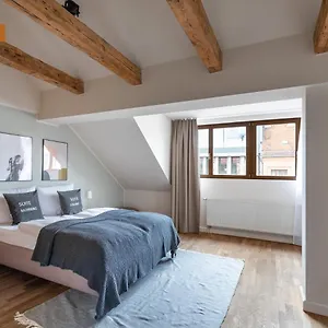 Schoenhouse Avenue - Digital Access , Berlin Deutschland